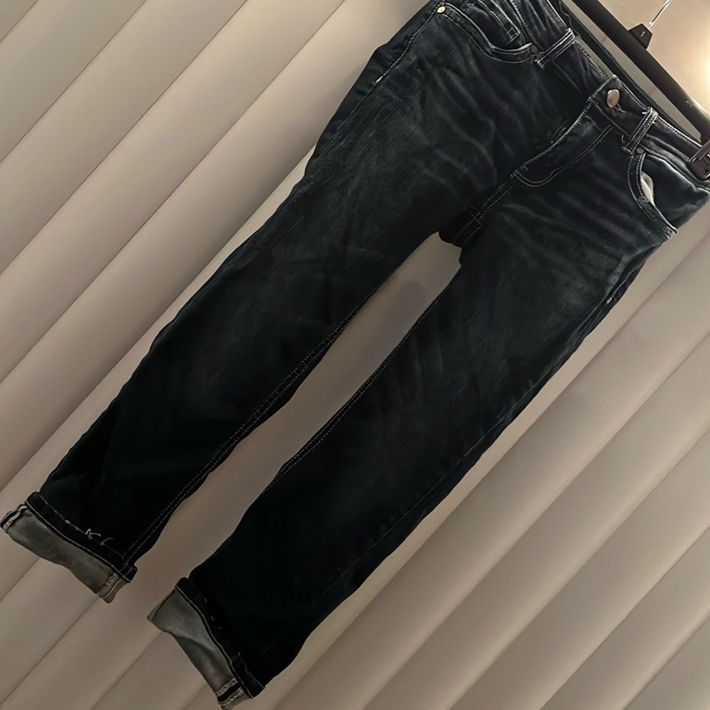 BKE Stella dark wash capris